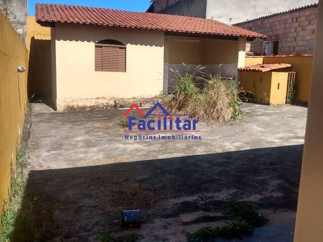 Casa para Venda em Contagem - 3
