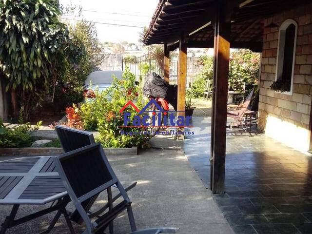 Casa para Venda em Contagem - 2