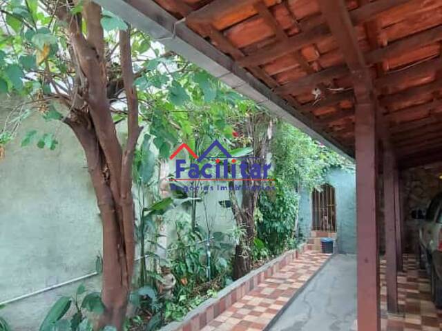 Casa para Venda em Contagem - 2