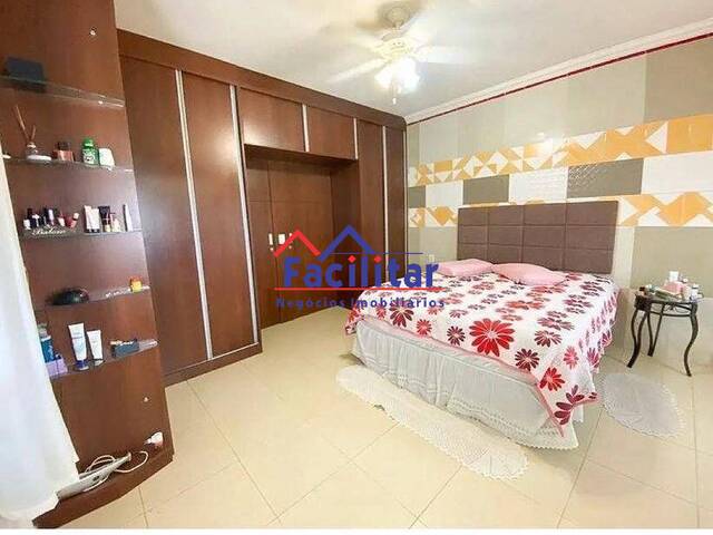 Casa para Venda em Contagem - 4