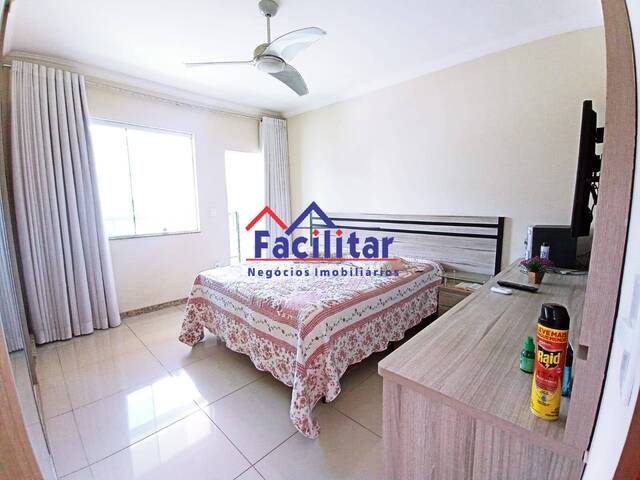 Casa para Venda em Contagem - 3