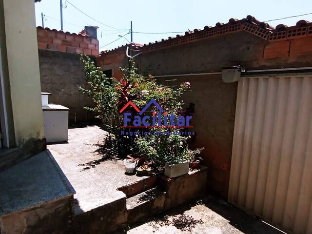 Casa para Venda em Contagem - 5