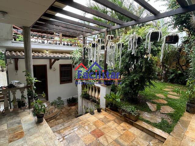 Casa para Venda em Contagem - 4