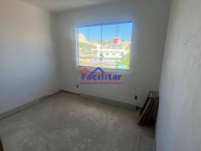 Apartamento para Venda em Contagem - 4