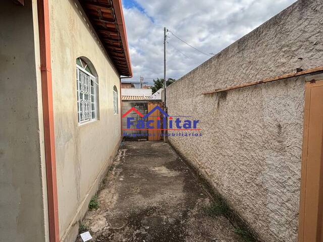 Casa para Venda em Contagem - 4
