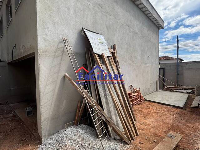 Casa para Venda em Contagem - 4