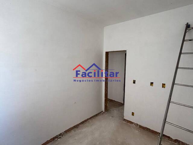 Casa para Venda em Contagem - 4