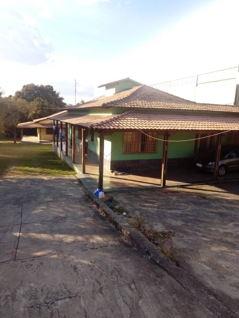 Diferenciado!!! Para sitio ! Espaço para festas ! Para construir Galpões!