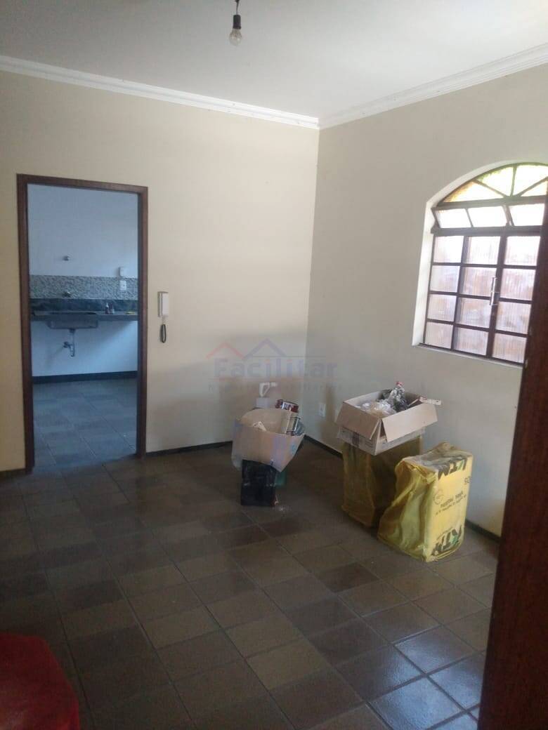 Ótima casa ! Excelente localização!
