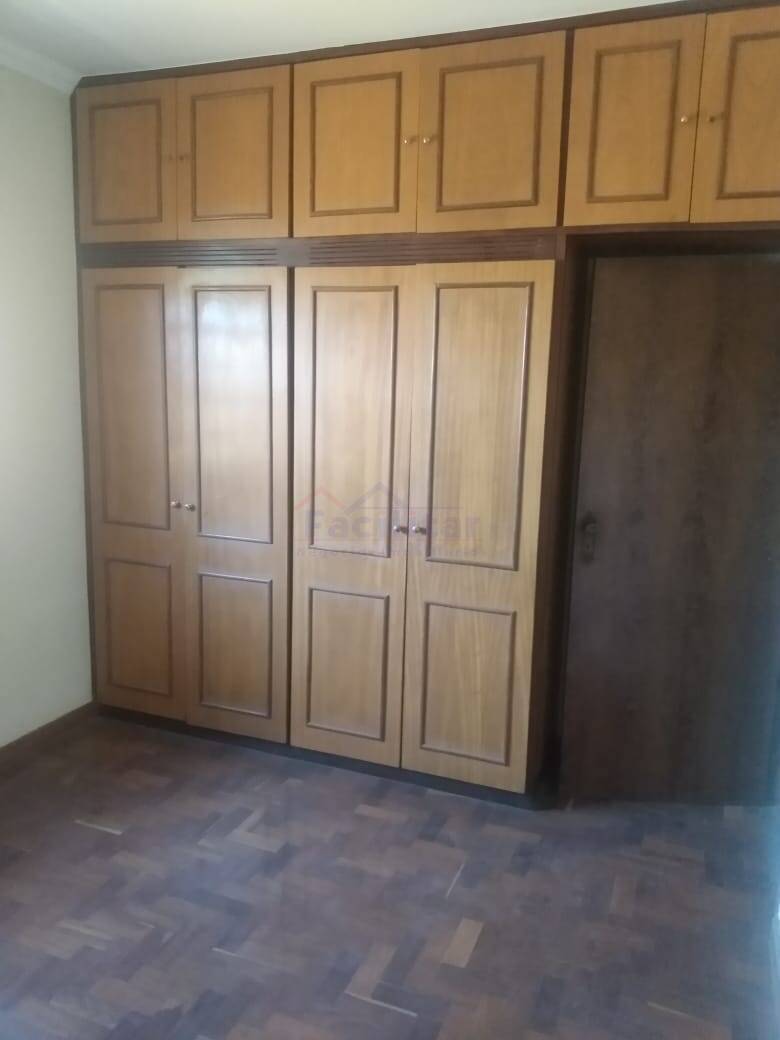 Ótima casa ! Excelente localização!