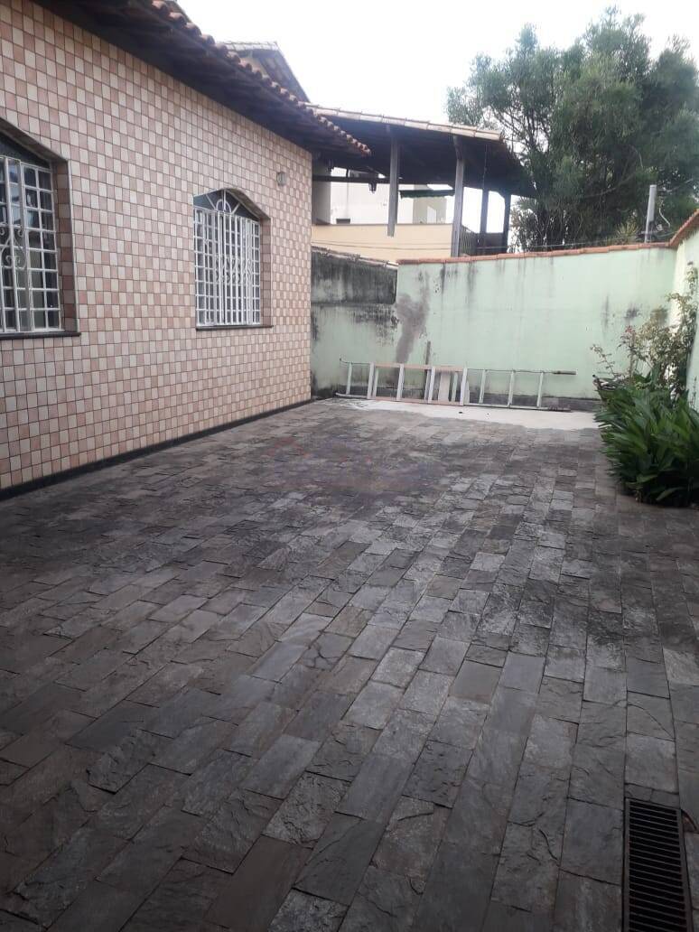 casa 03/4, suíte.