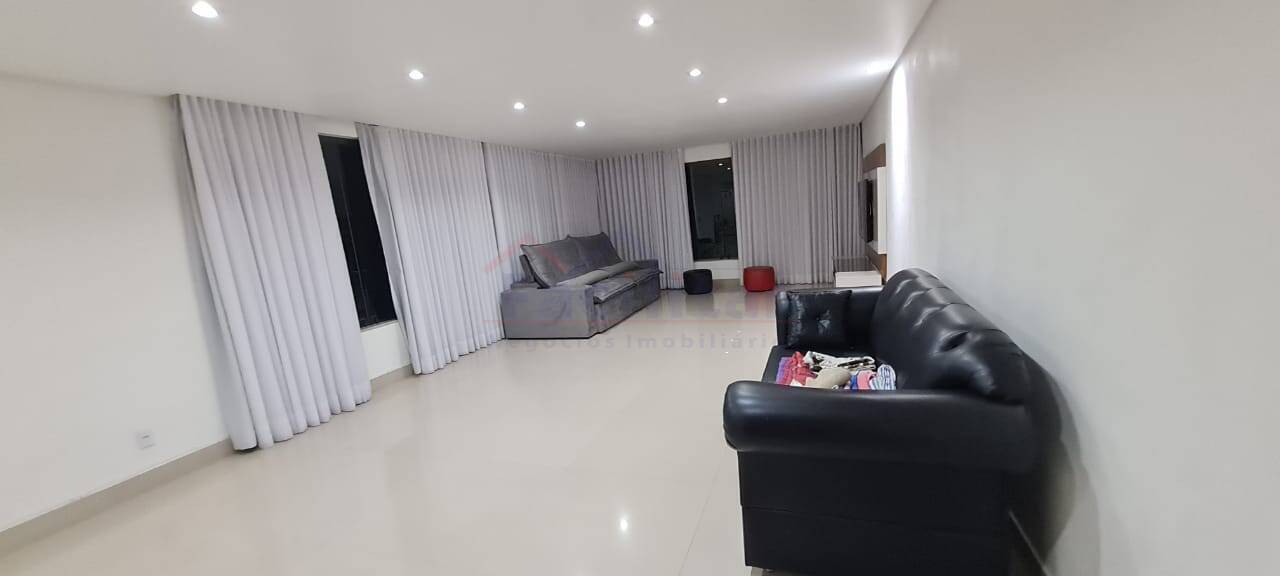 Casa = Condomínio Fechado!!!