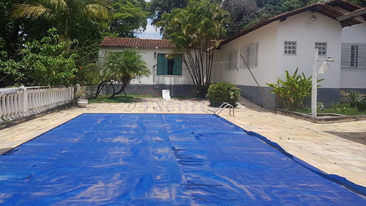 Casa = Condomínio Fechado!!!