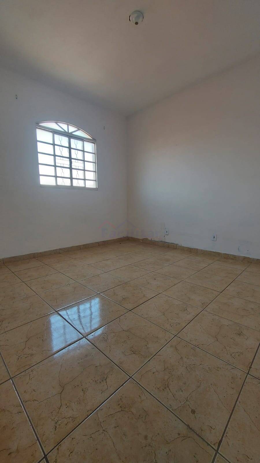 Apartamento com área privativa!!
