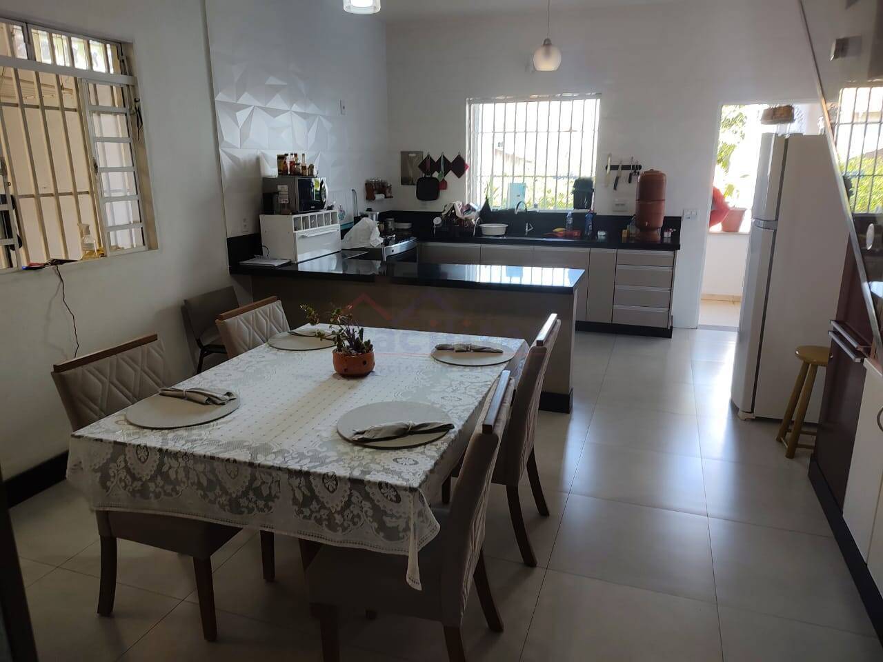 Casa Geminada 03 quartos