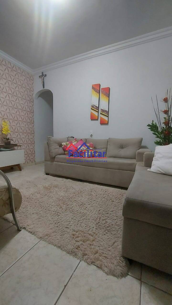 Linda Casa Espaçosa