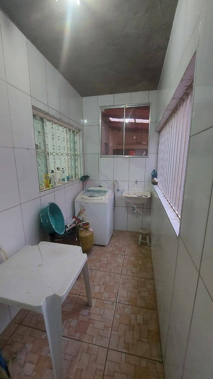 Linda Casa Espaçosa