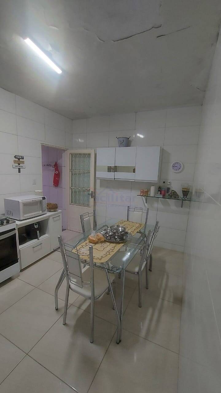 Linda Casa Espaçosa