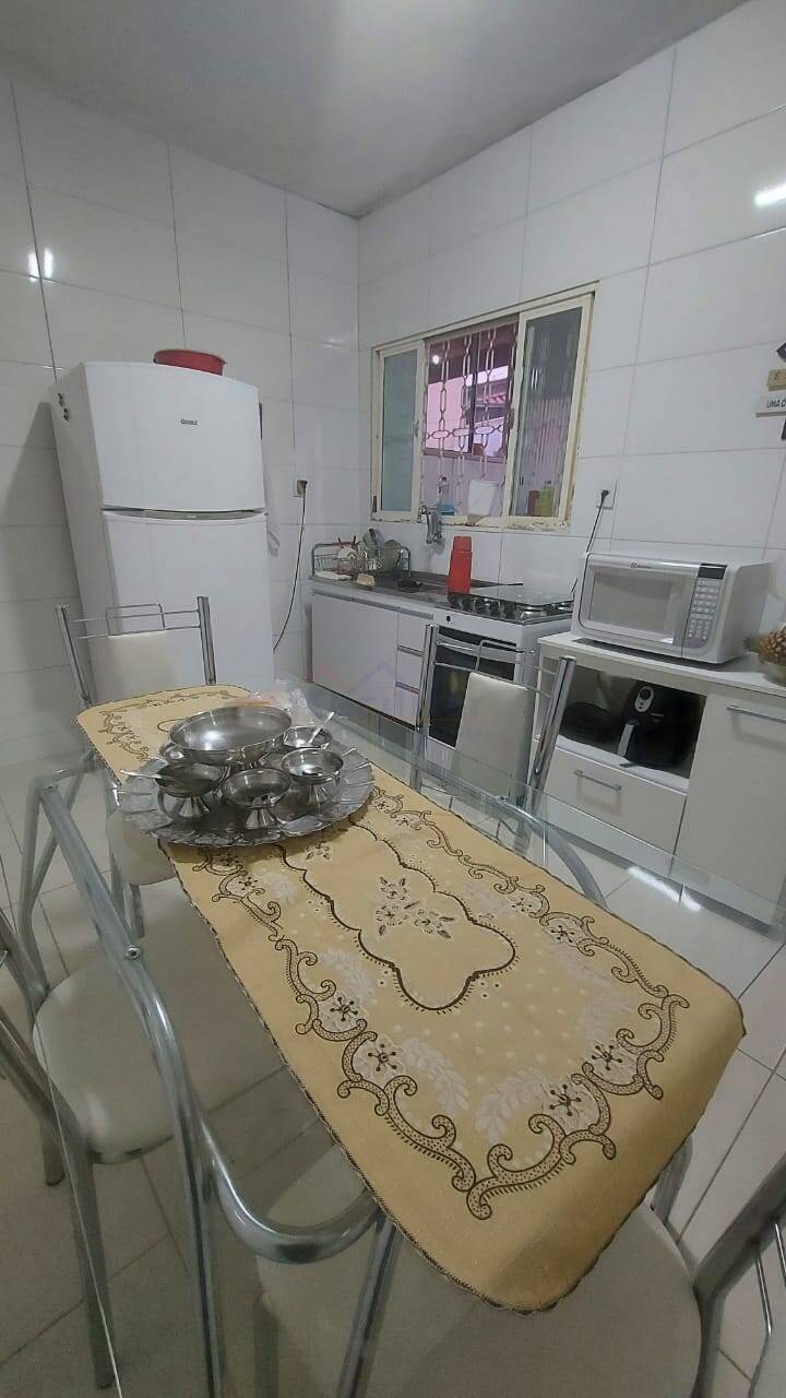 Linda Casa Espaçosa