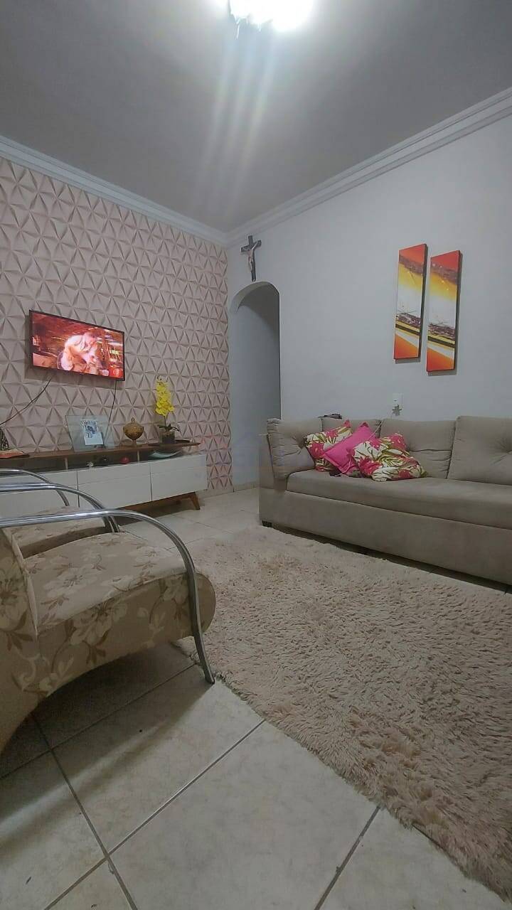 Linda Casa Espaçosa