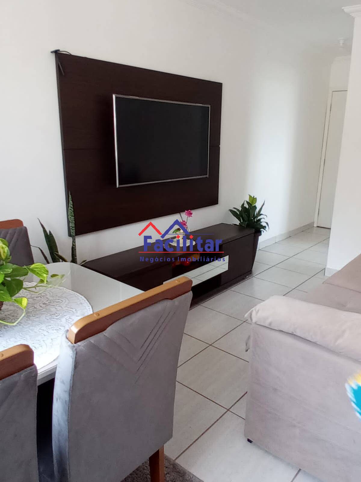 Apartamento com elevador e lazer