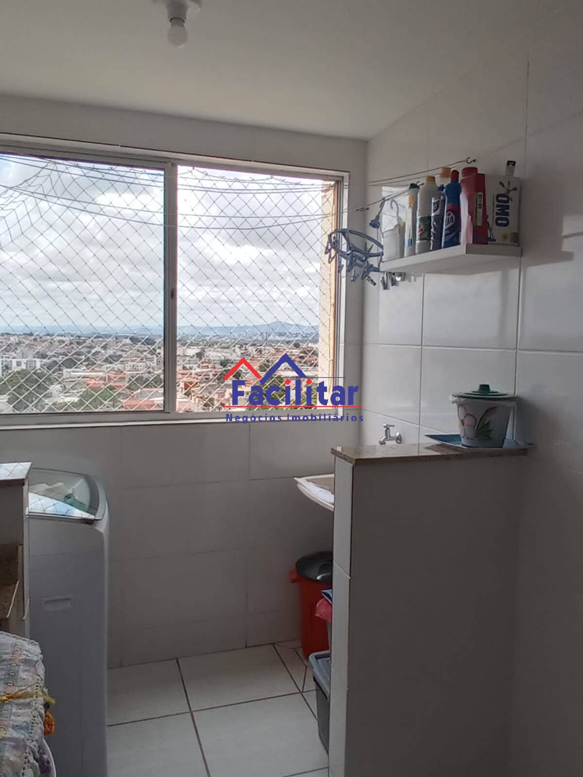 Apartamento com elevador e lazer