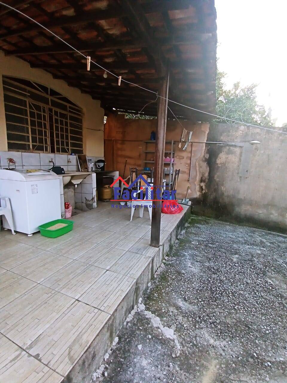 Ótima casa espaçosa