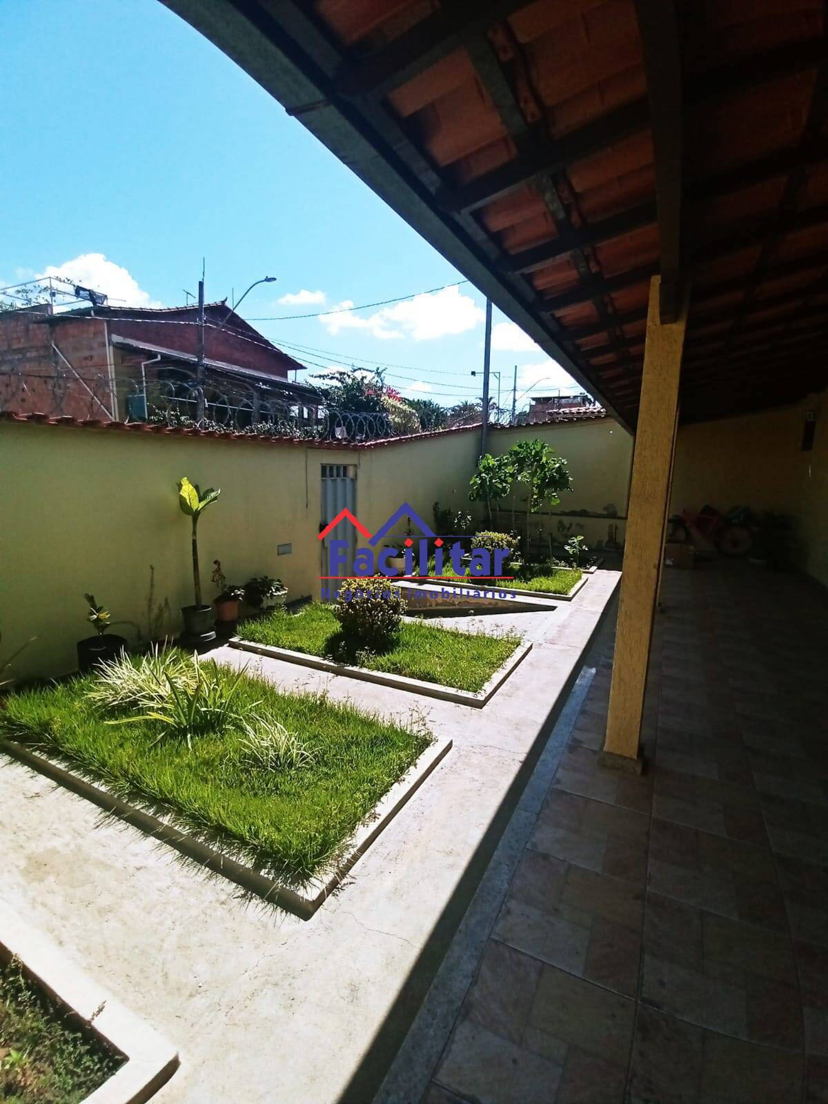 Ótima casa confortável 360 m2