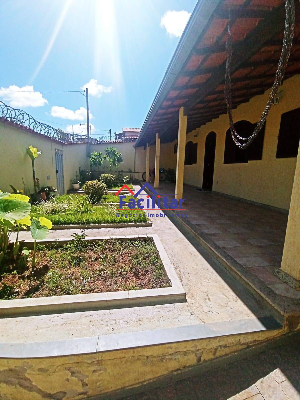 Ótima casa confortável 360 m2