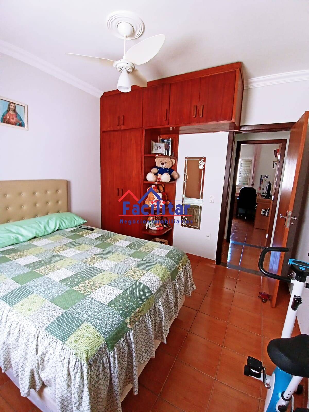Maravilhosa casa -03 quartos!