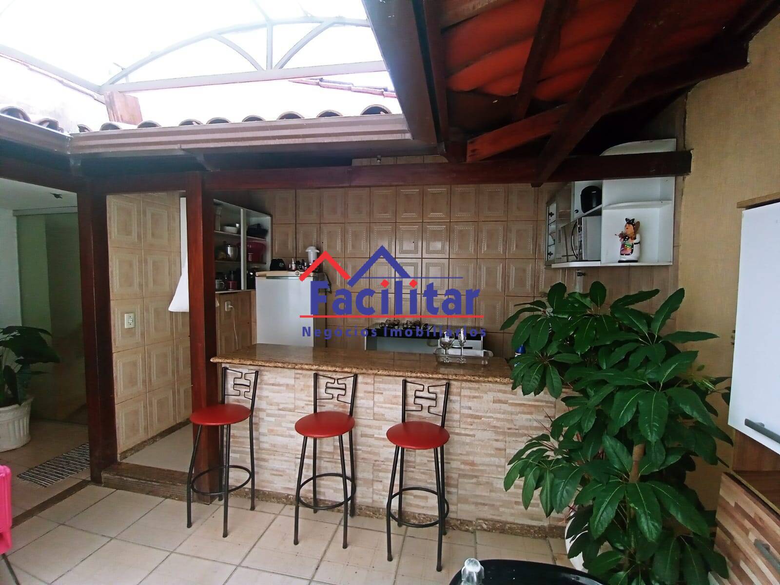 Casa linda- bem localizada