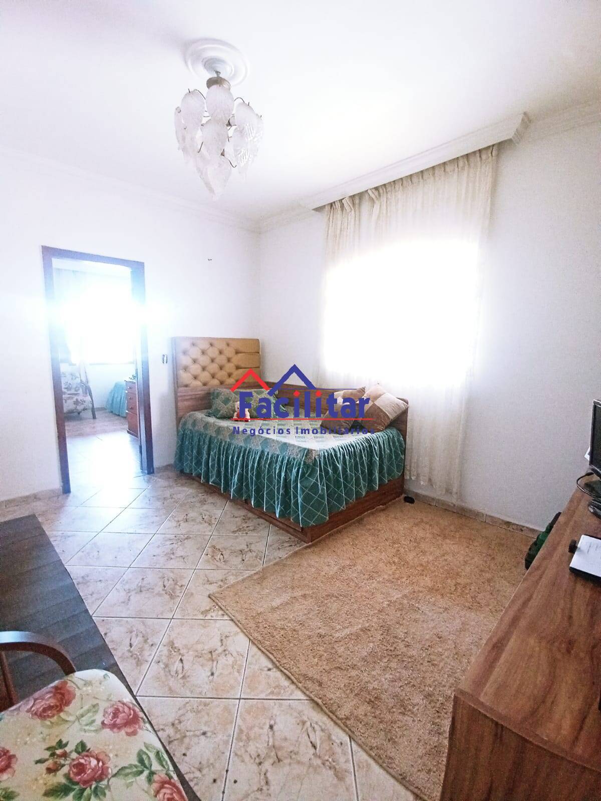 Casa linda- bem localizada