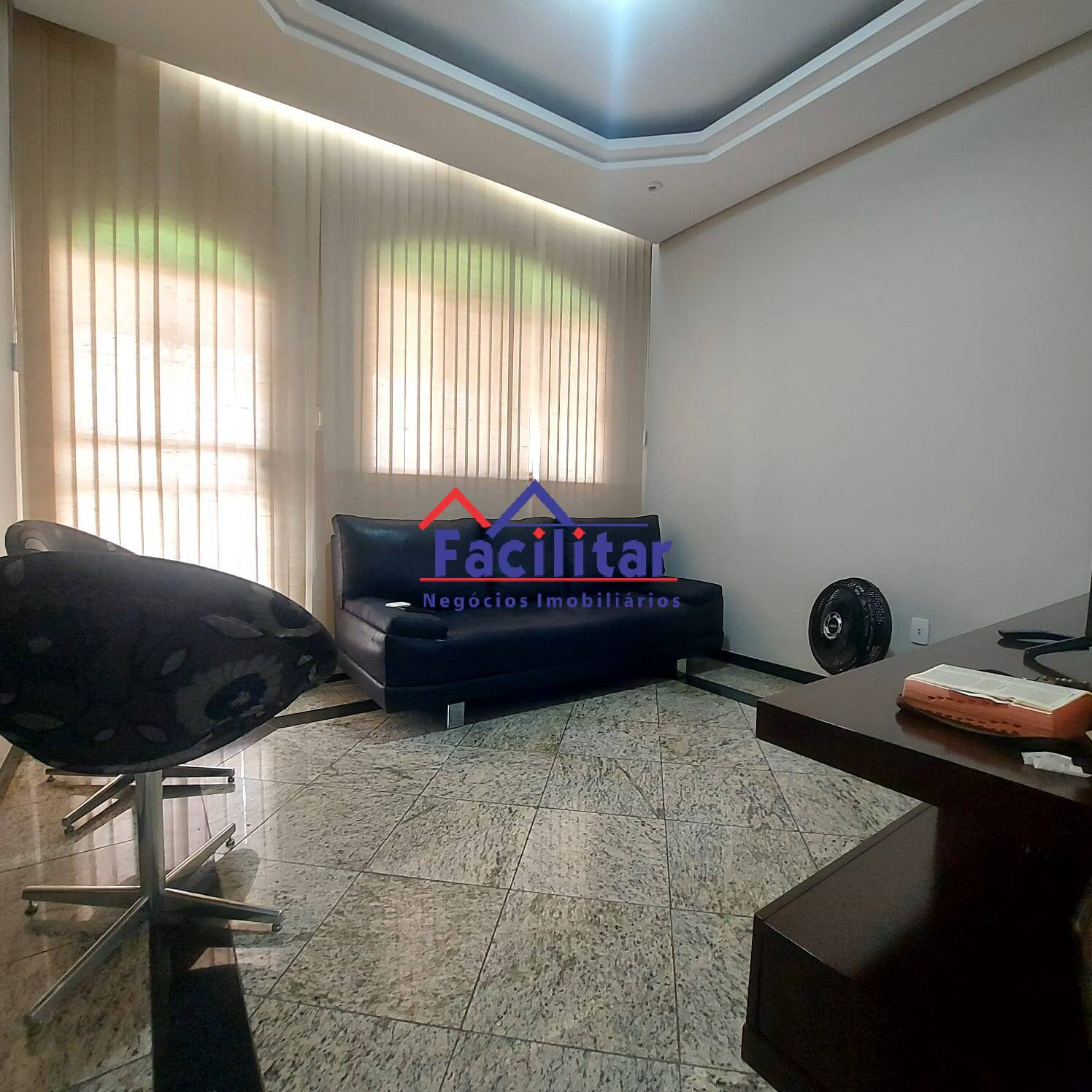 Compre - Excelente casa.