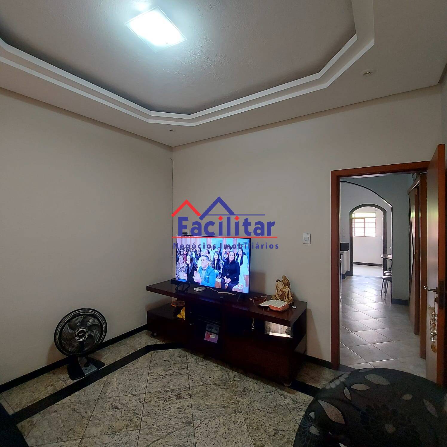 Compre - Excelente casa.
