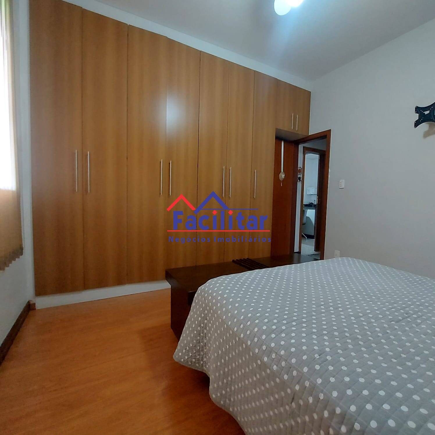Compre - Excelente casa.