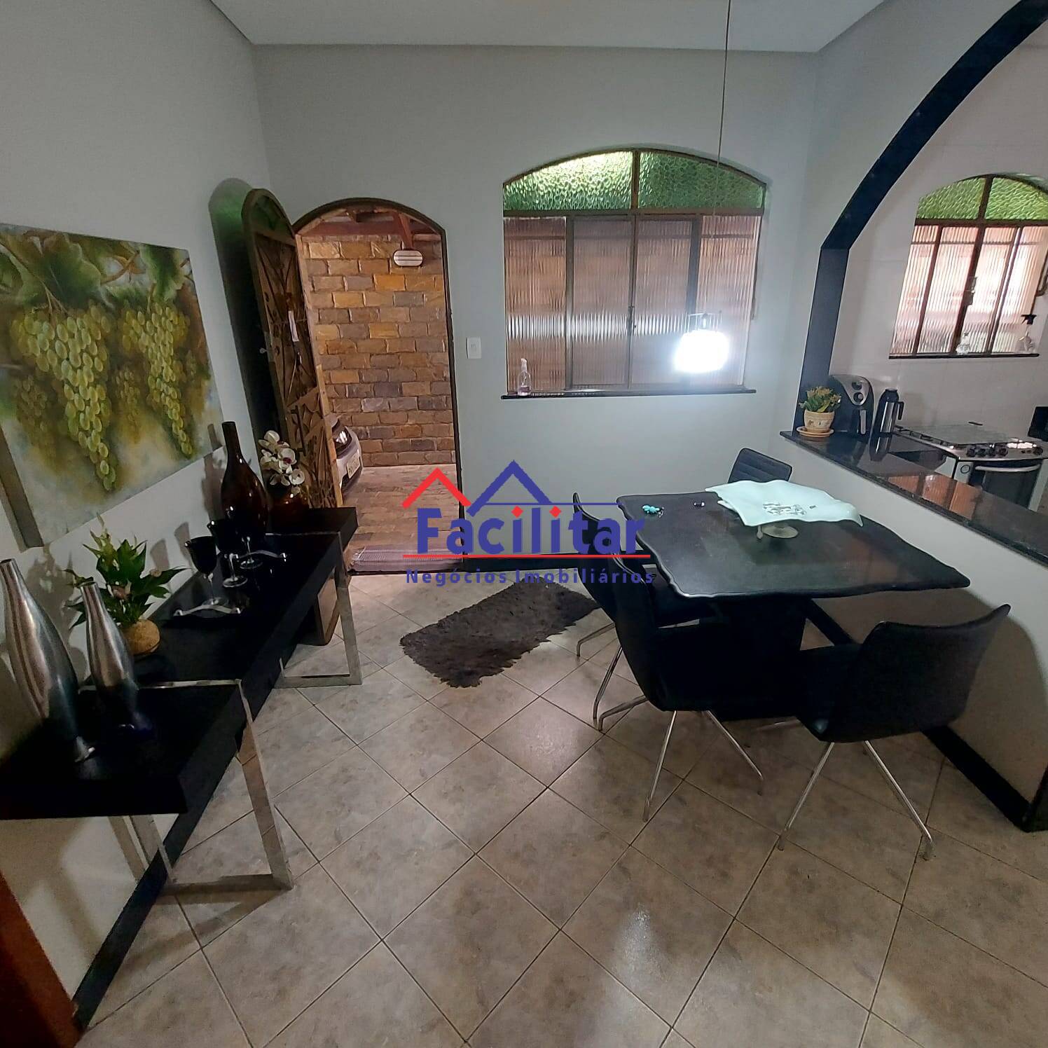 Compre - Excelente casa.