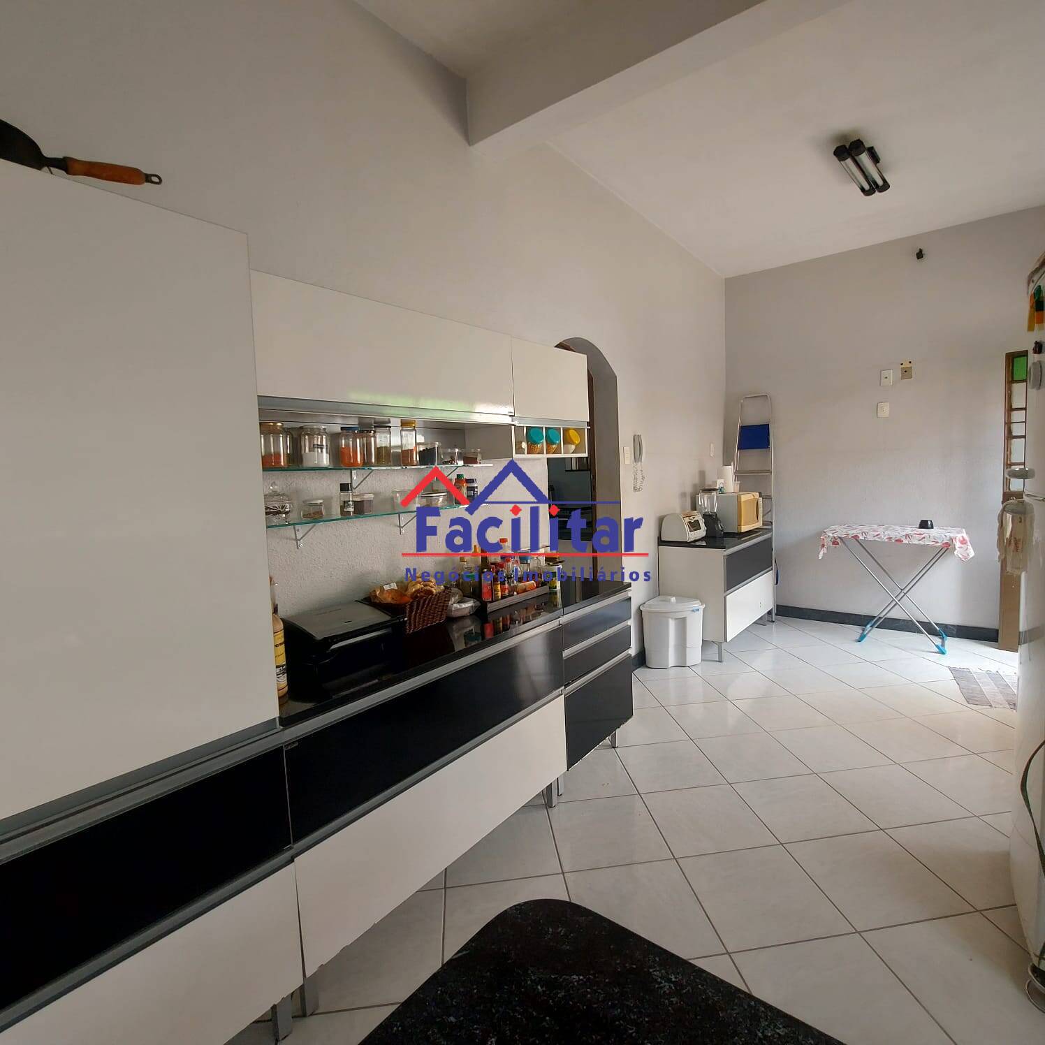 Compre - Excelente casa.