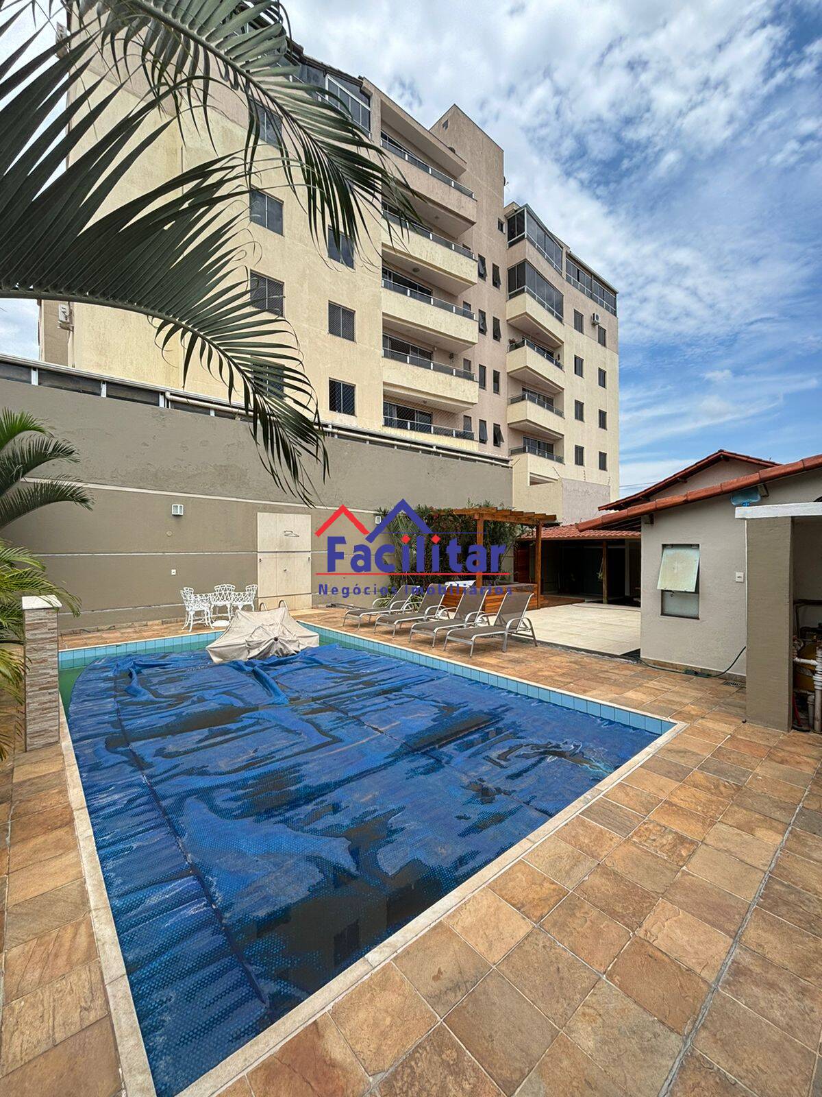 Compre - Casa Linear.
