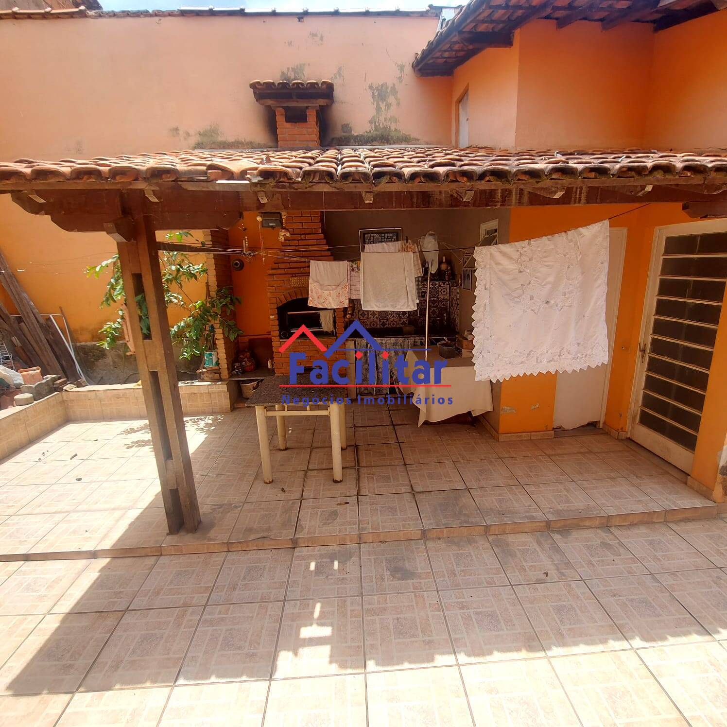 Compre - Casa Espetacular.