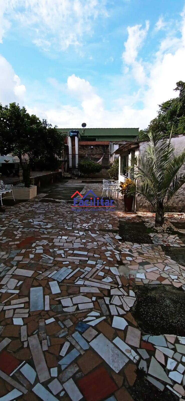 LOTE COMERCIAL
