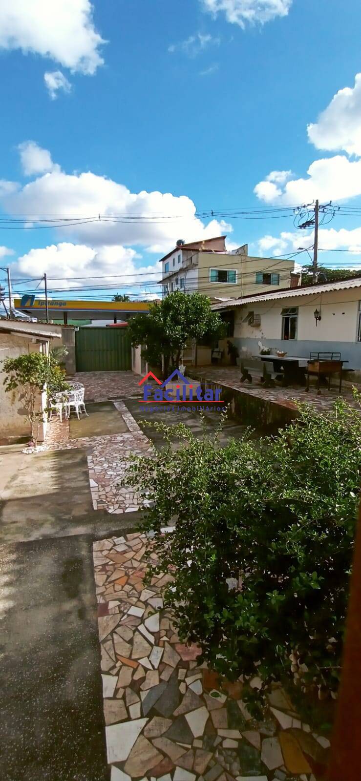 LOTE COMERCIAL
