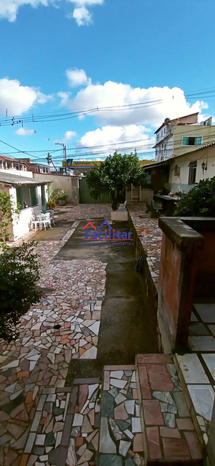 LOTE COMERCIAL