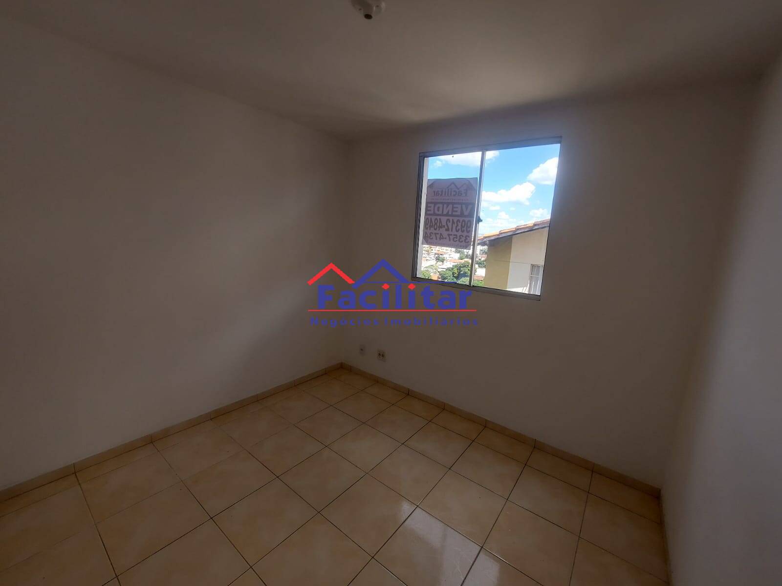 Apartamento - Claro arejado.