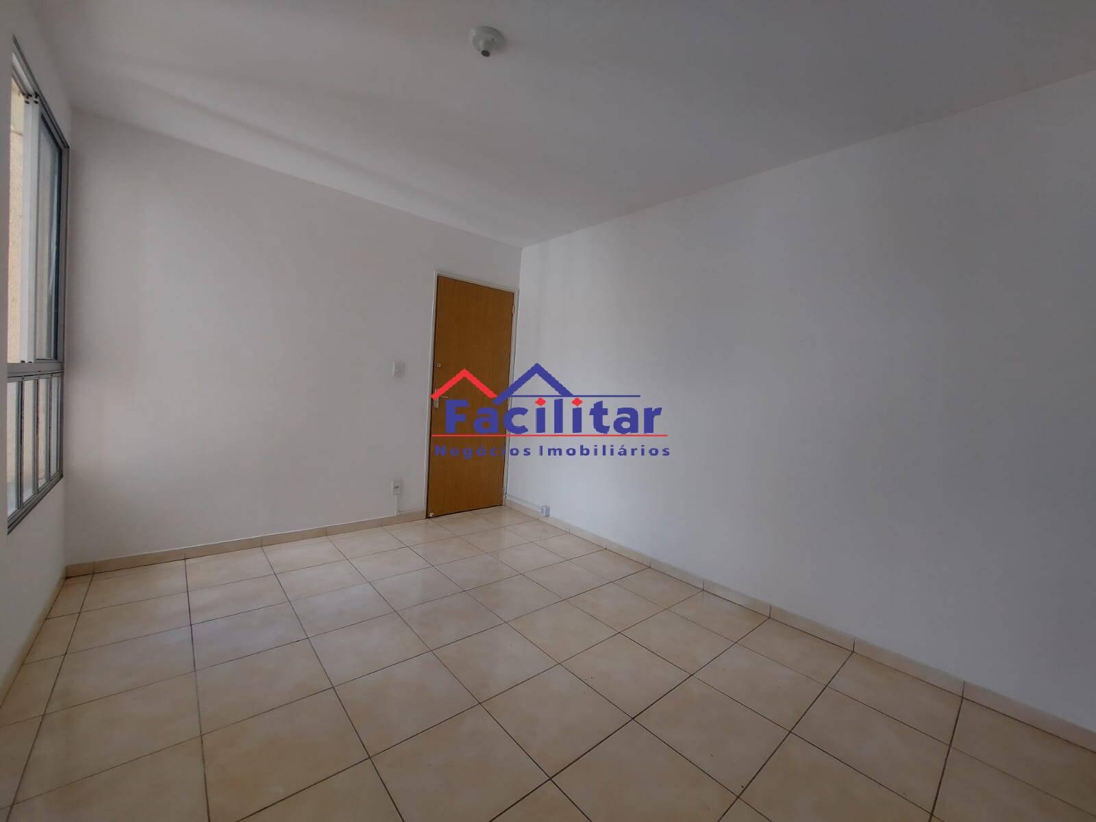 Apartamento - Claro arejado.