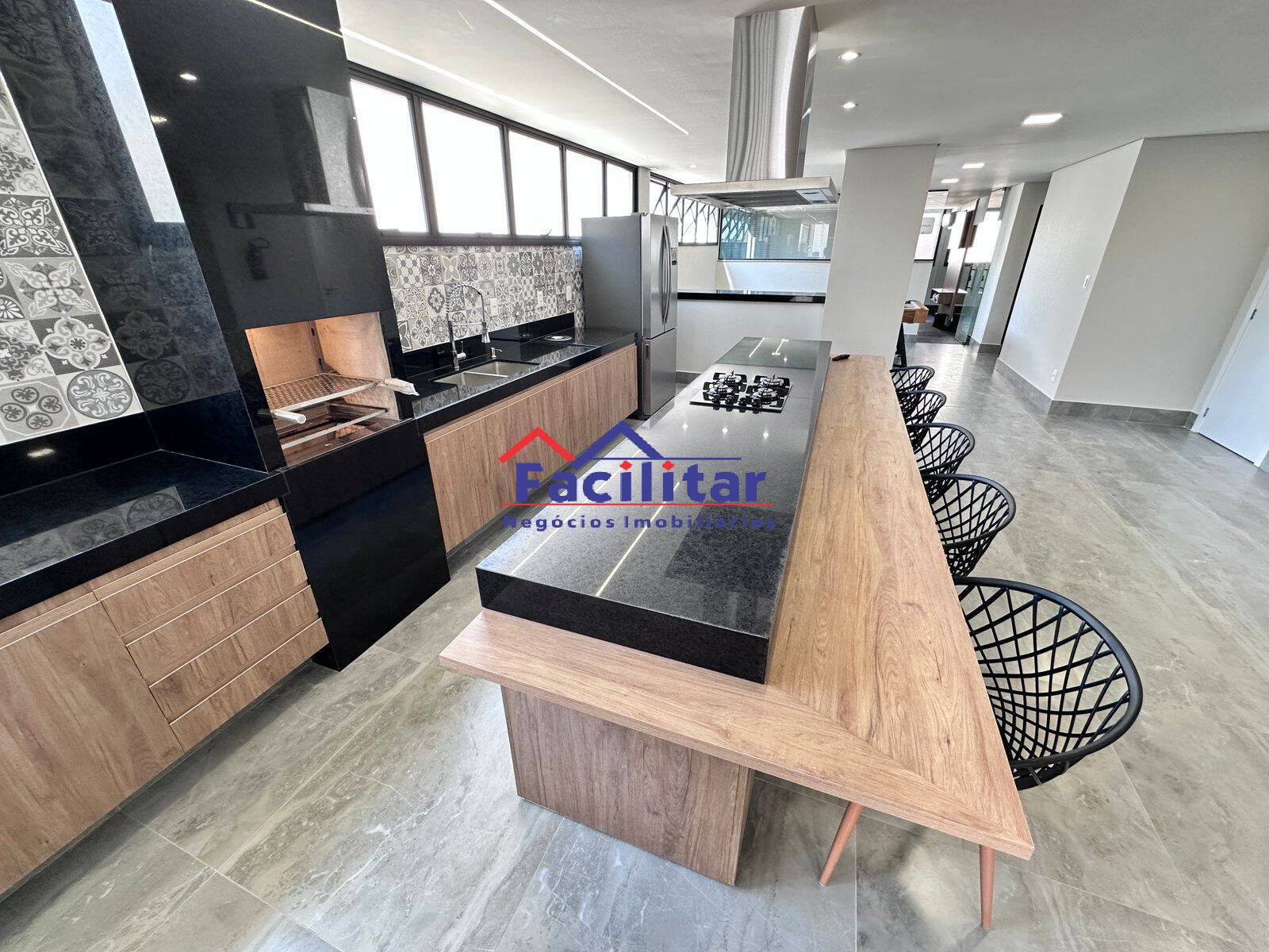 LUXO, CONFORTO e LOCALIZAÇÃO,