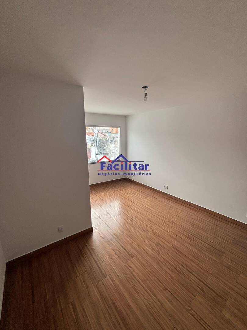 Oportunidade - Linda Casa Geminada