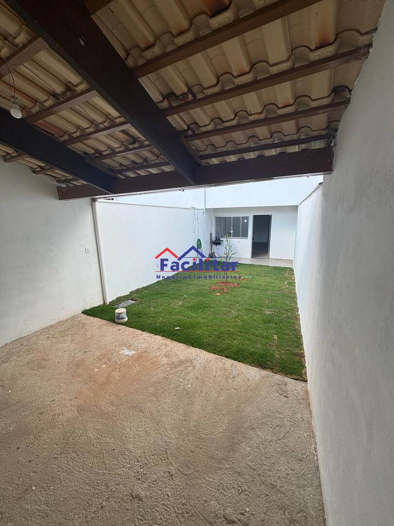 Oportunidade - Linda Casa Geminada