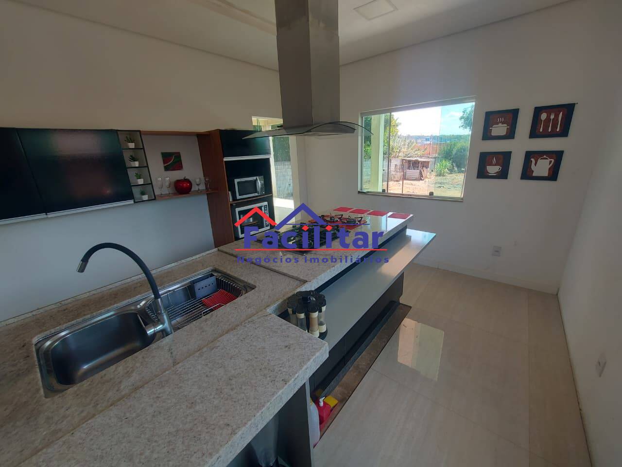 Casa estilo condomínio