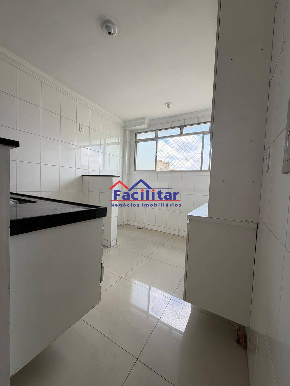 APARTAMENTO COM LOCALIZAÇÃO PRIVILEGIADA!