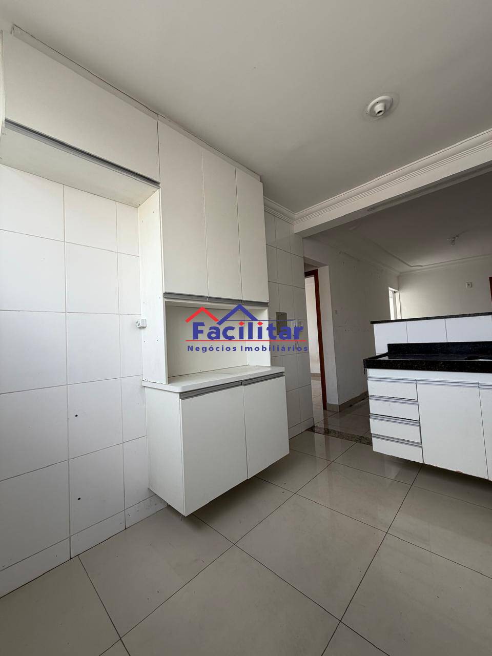 APARTAMENTO COM LOCALIZAÇÃO PRIVILEGIADA!